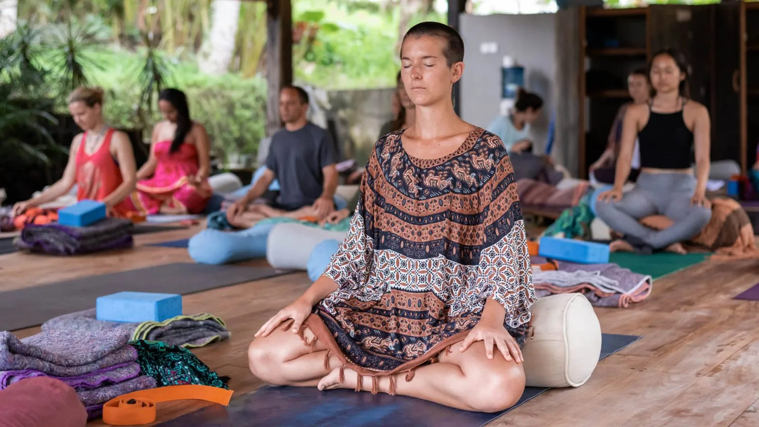 Meditation Teacher Training in Bali with Zuna Yoga Yoga Alliance certified as a 300 Hour YTT